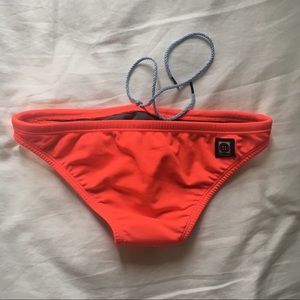 Jolyn Lava Europe bottoms